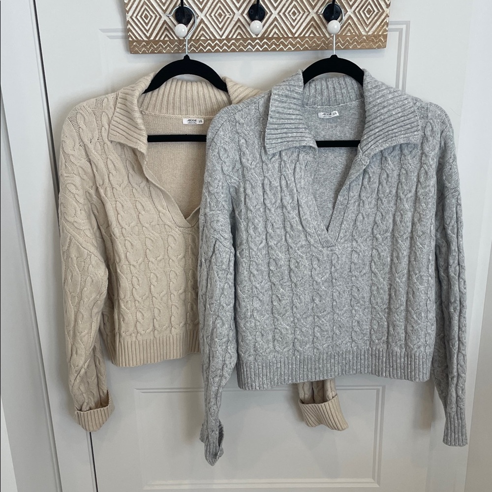 Arden B V-Neck Sweater Duo - Cream and Gray